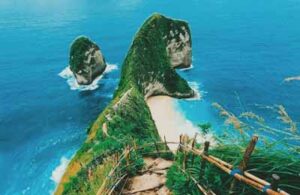 Kelingking-Beach-Nusa-Penida